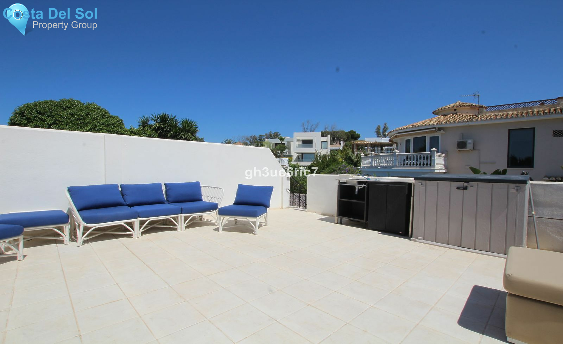 Semi-Detached House in Elviria-1148933