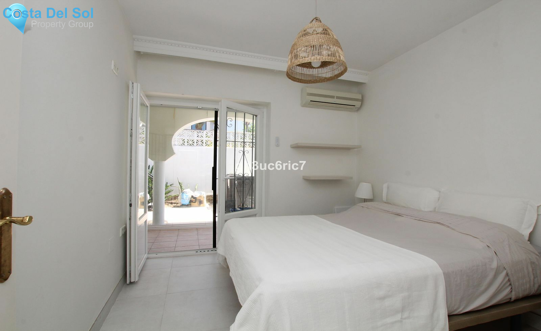 Semi-Detached House in Elviria-1148922