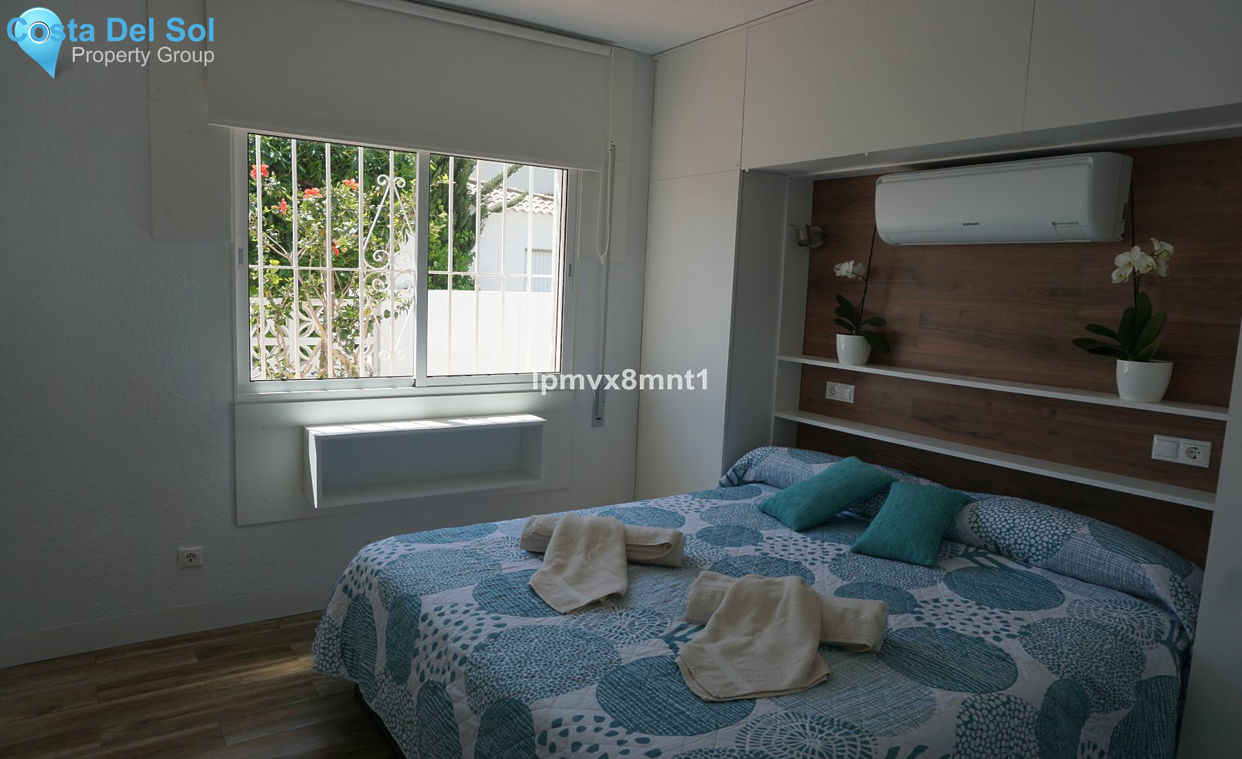 Semi-Detached House in Elviria-1483144