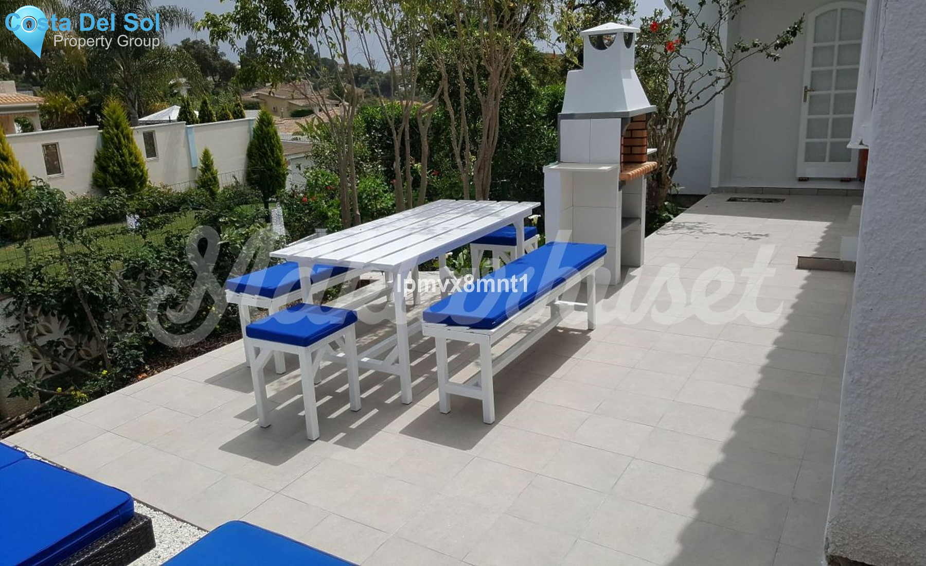 Semi-Detached House in Elviria-1483148