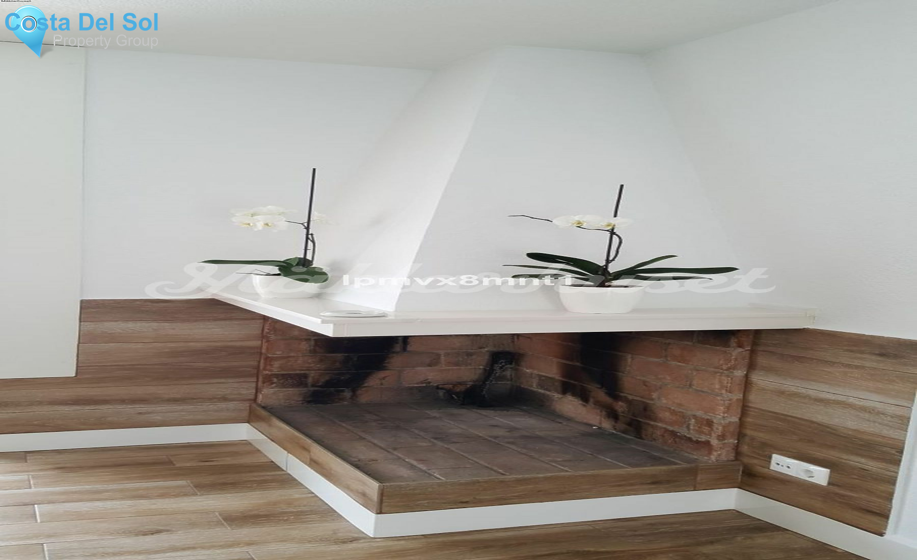 Semi-Detached House in Elviria-1483151