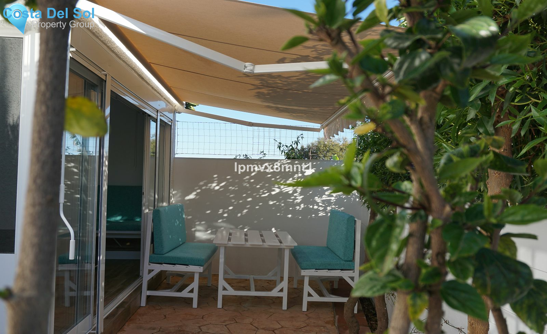 Semi-Detached House in Elviria-1483135