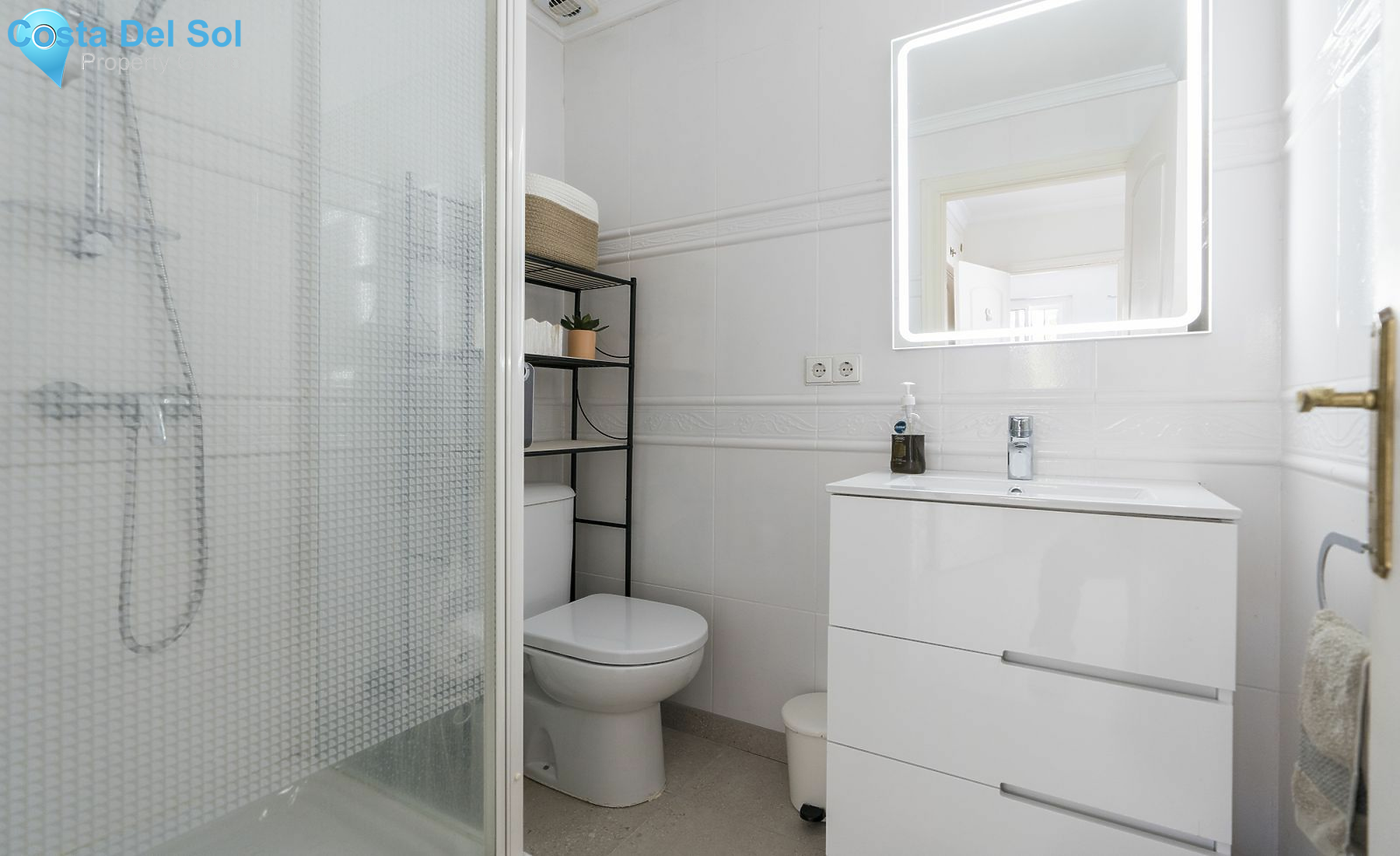 Semi-Detached House in Elviria-1519506