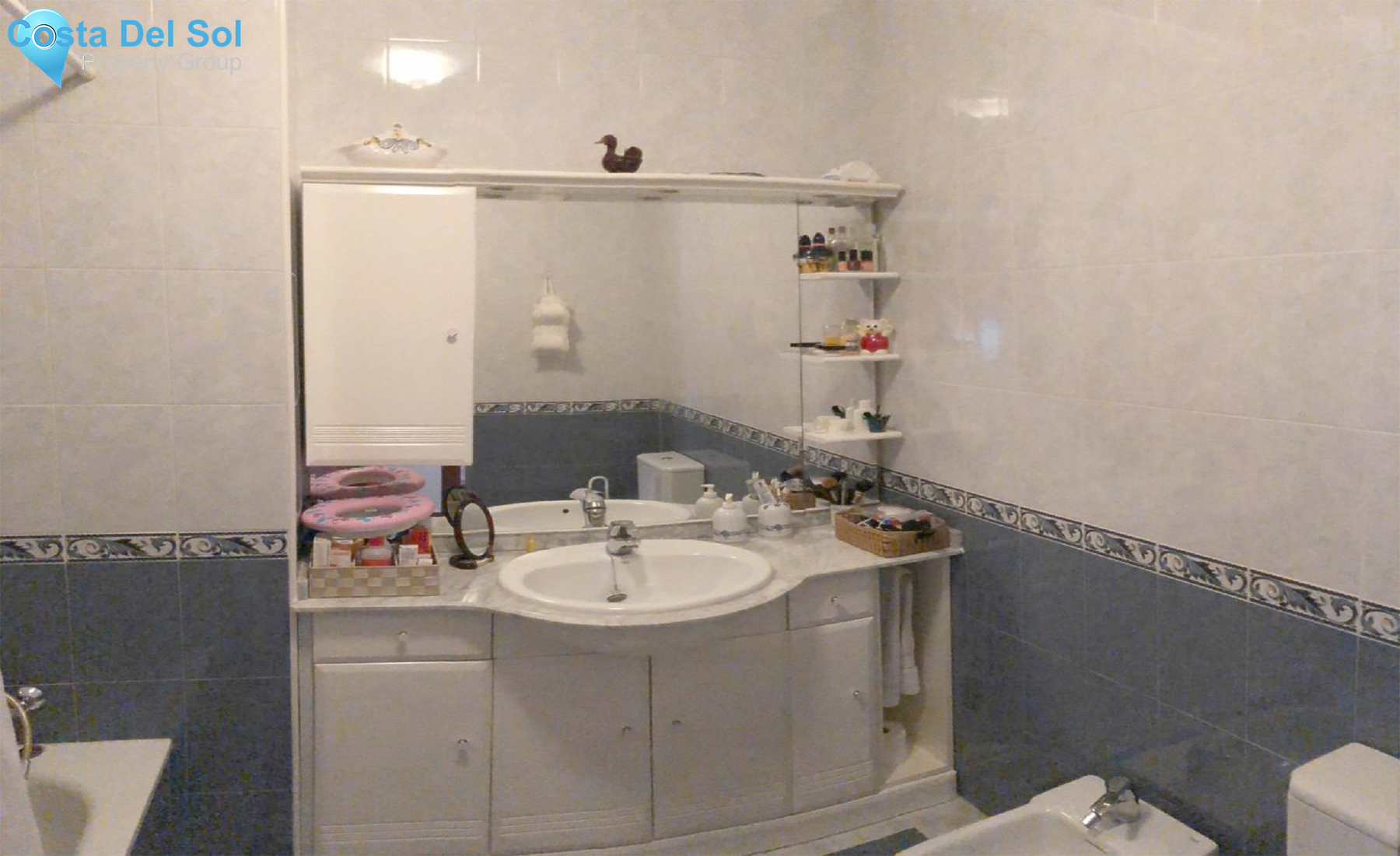 Semi-Detached House in Estepona-1218919