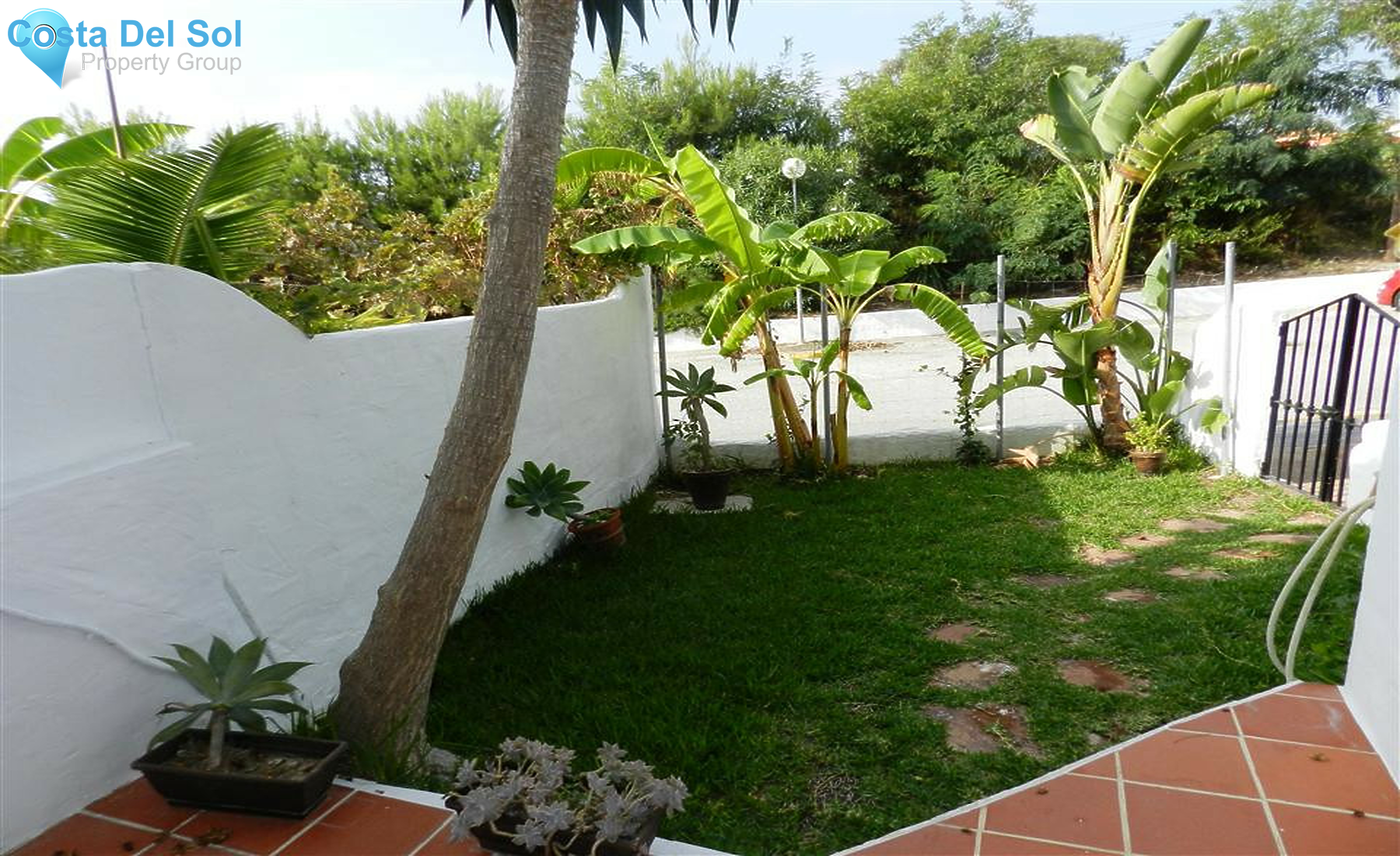 Semi-Detached House in La Duquesa-1356002