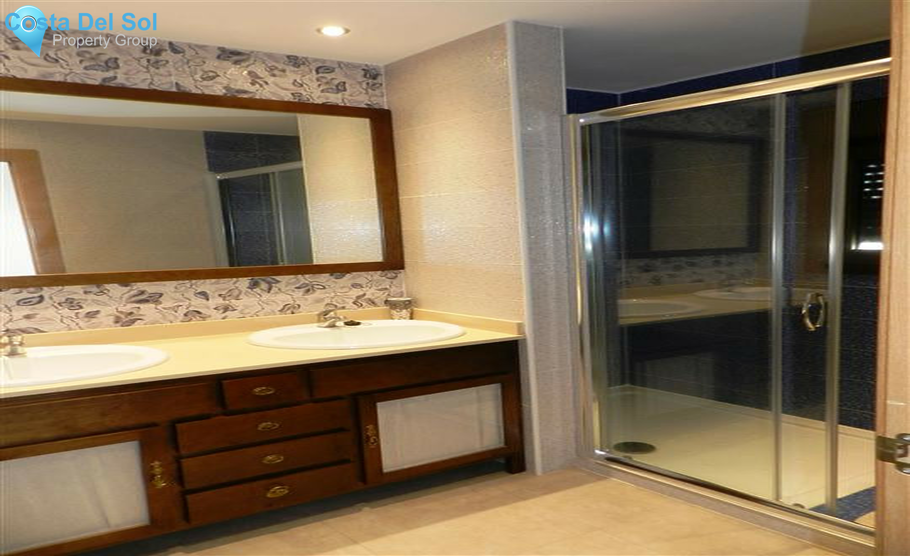 Semi-Detached House in La Duquesa-1356006