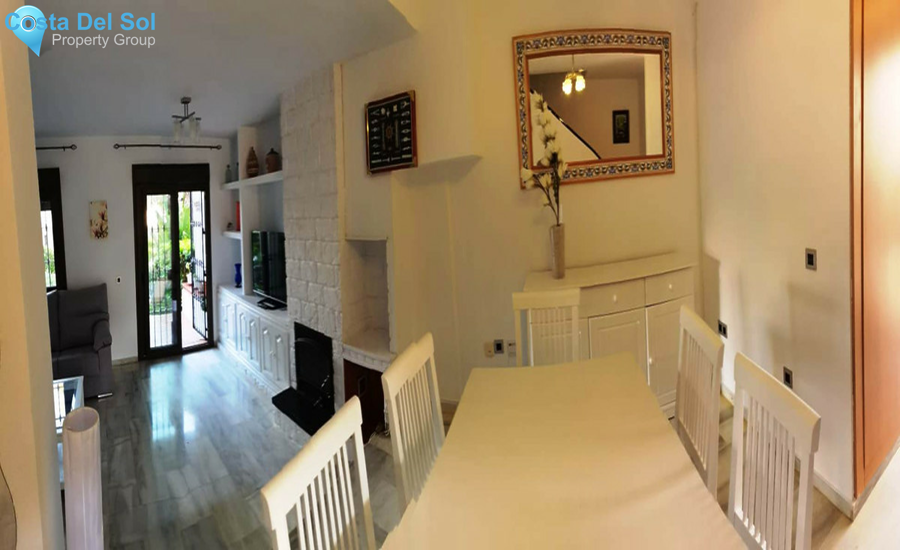 Semi-Detached House in La Duquesa-1405375