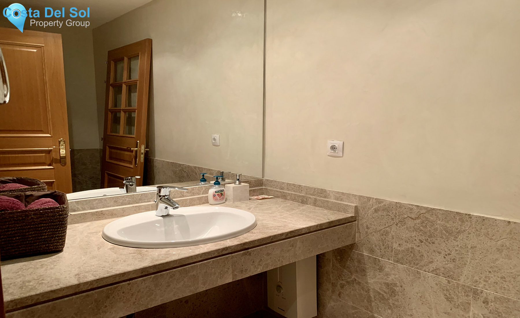 Semi-Detached House in Santa Clara-711737