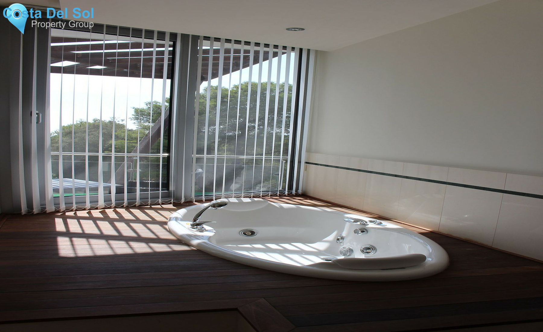 Semi-Detached House in Sierra Blanca-1314936