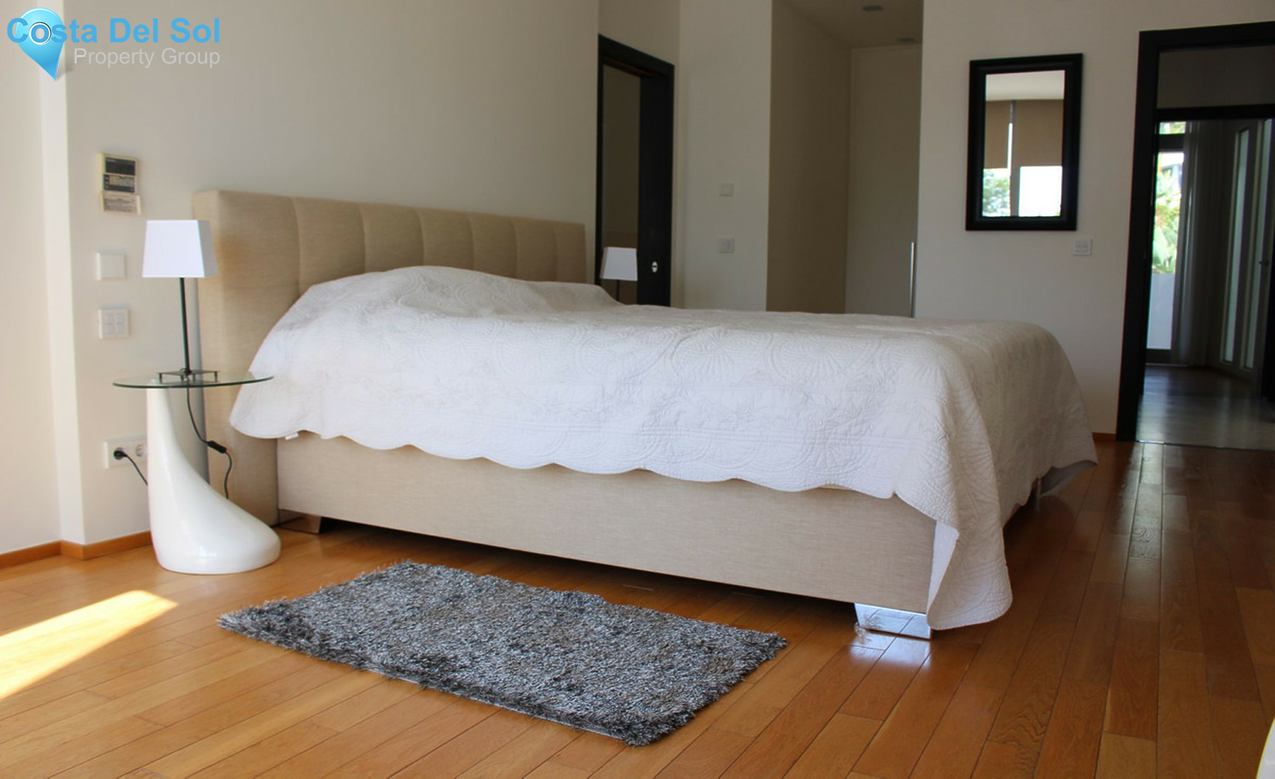 Semi-Detached House in Sierra Blanca-1314929