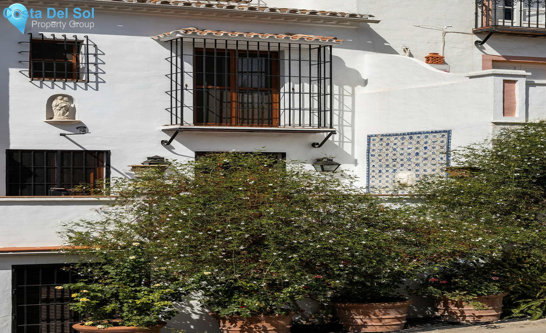 Semi-Detached House in The Golden Mile