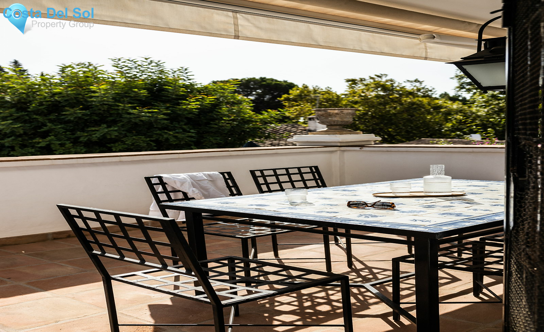 Semi-Detached House in The Golden Mile-1484736