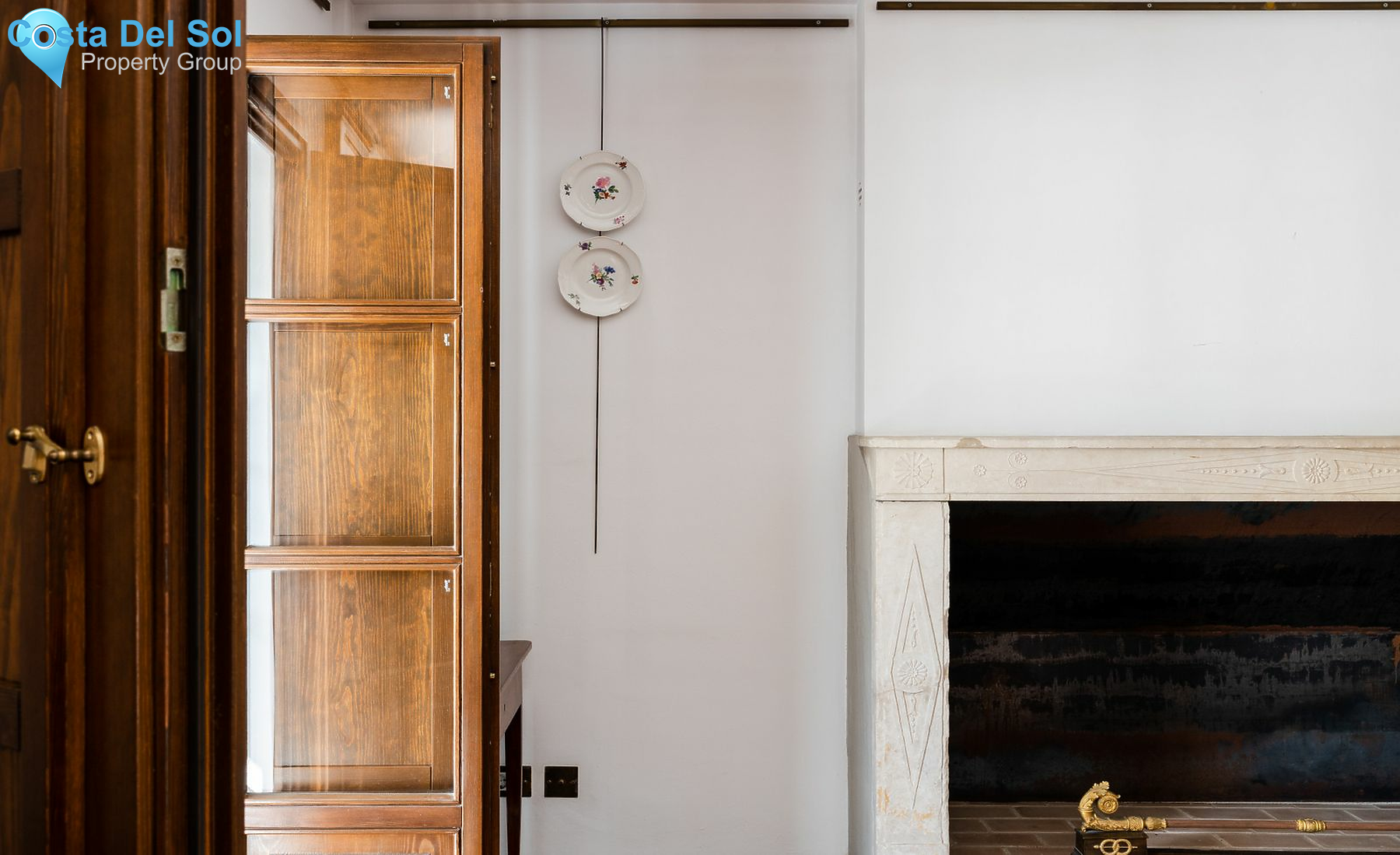 Semi-Detached House in The Golden Mile-1484738