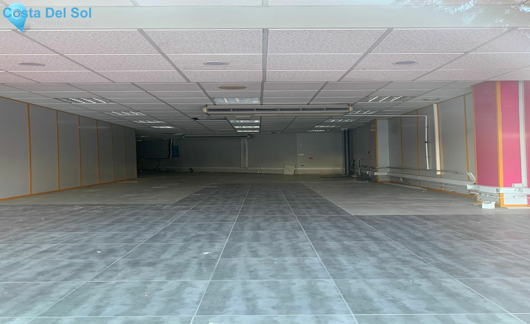 Shop in Nueva Andalucía-1178665