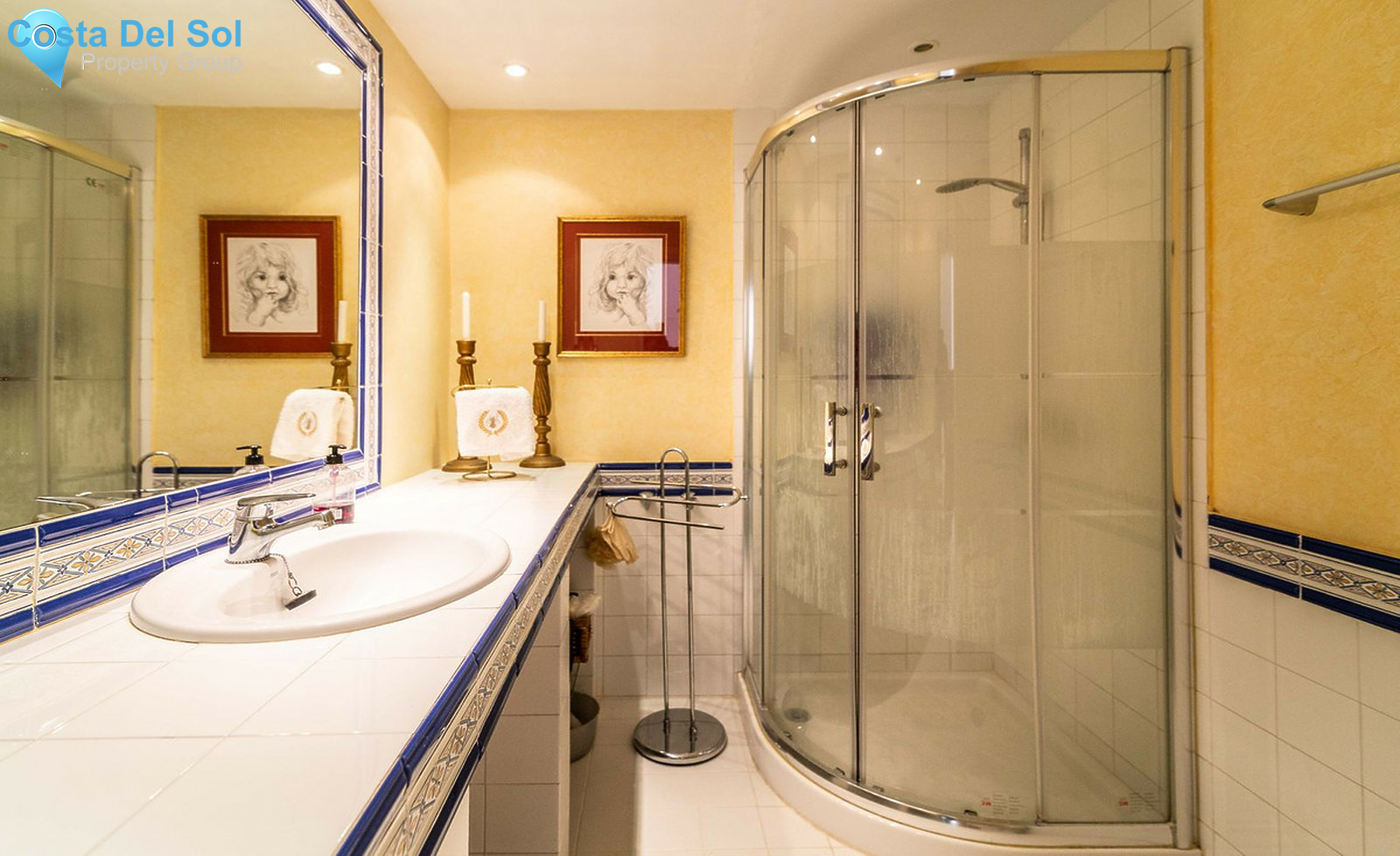 Top Floor Apartment in Aloha-1408914