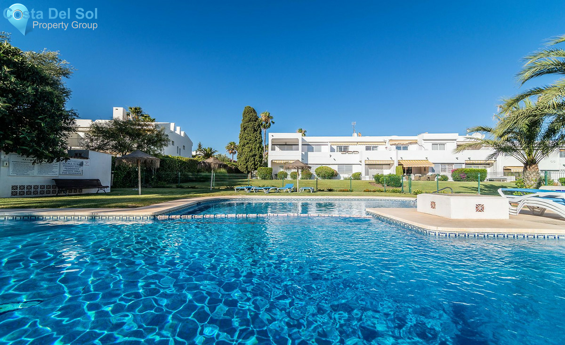 Top Floor Apartment in Aloha-1408903