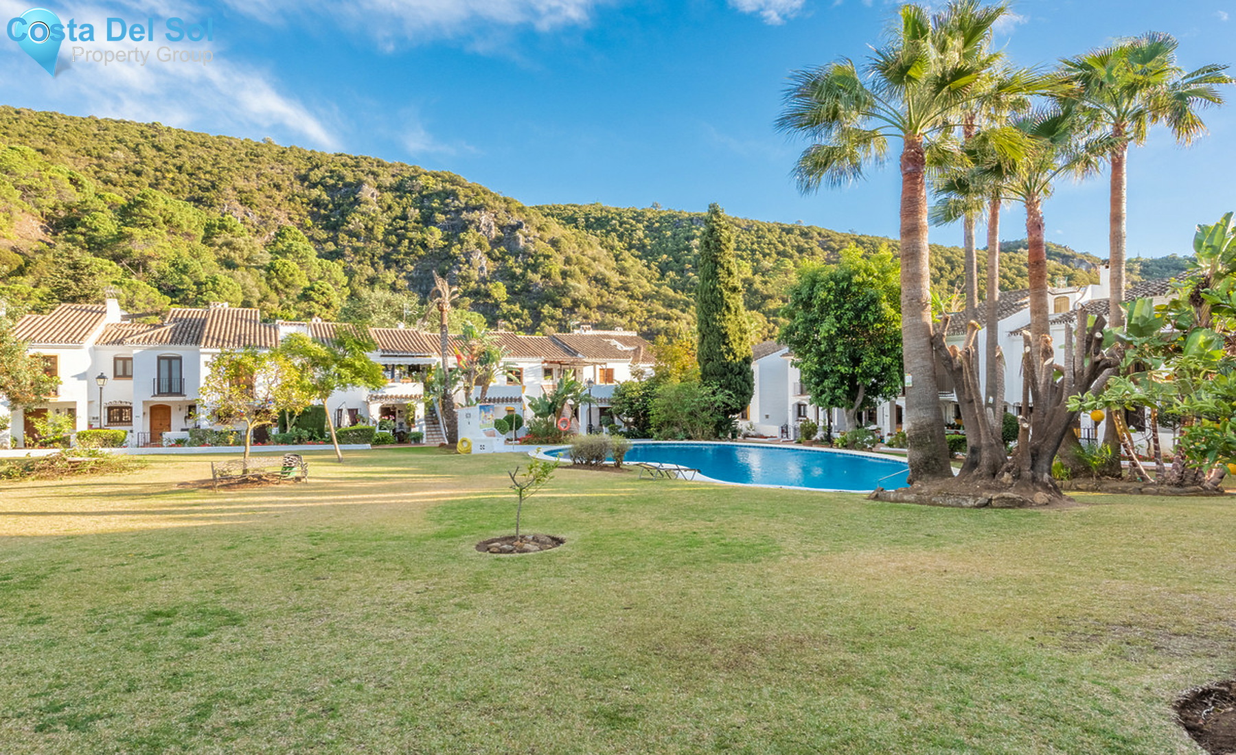 Top Floor Apartment in Benahavís