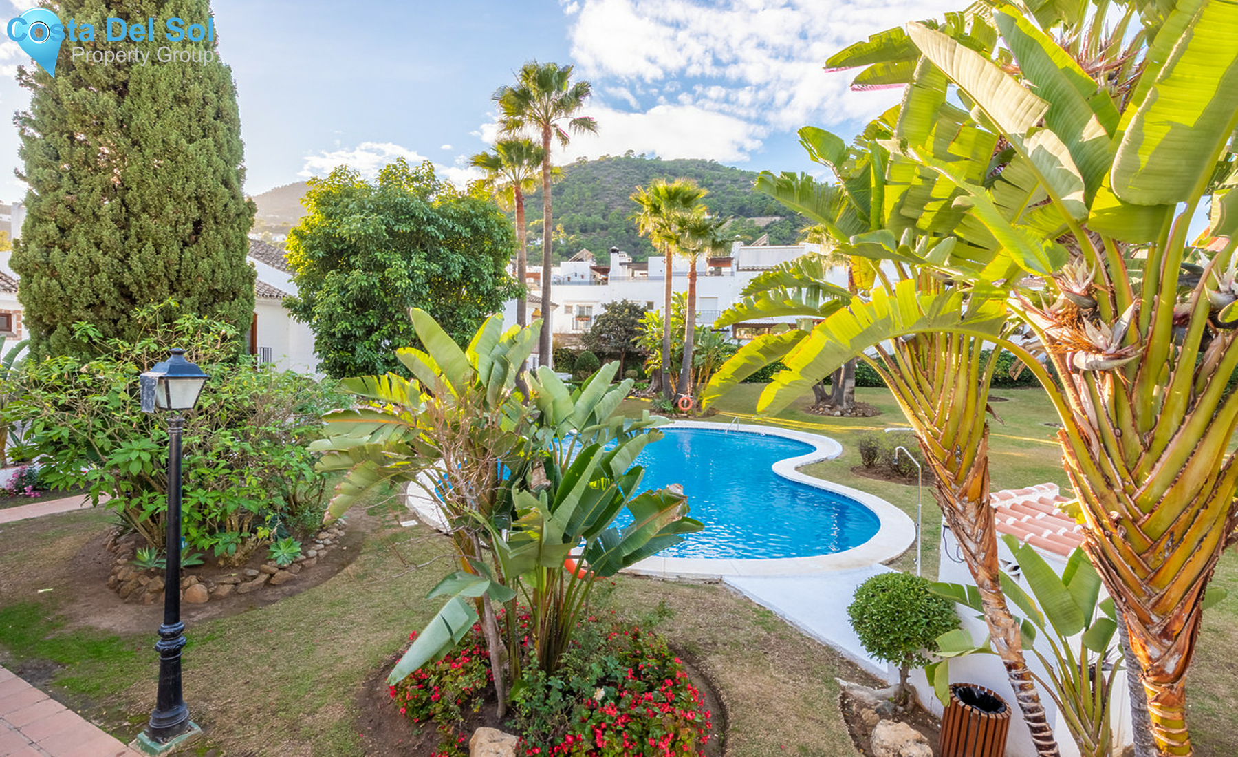Top Floor Apartment in Benahavís-1323953