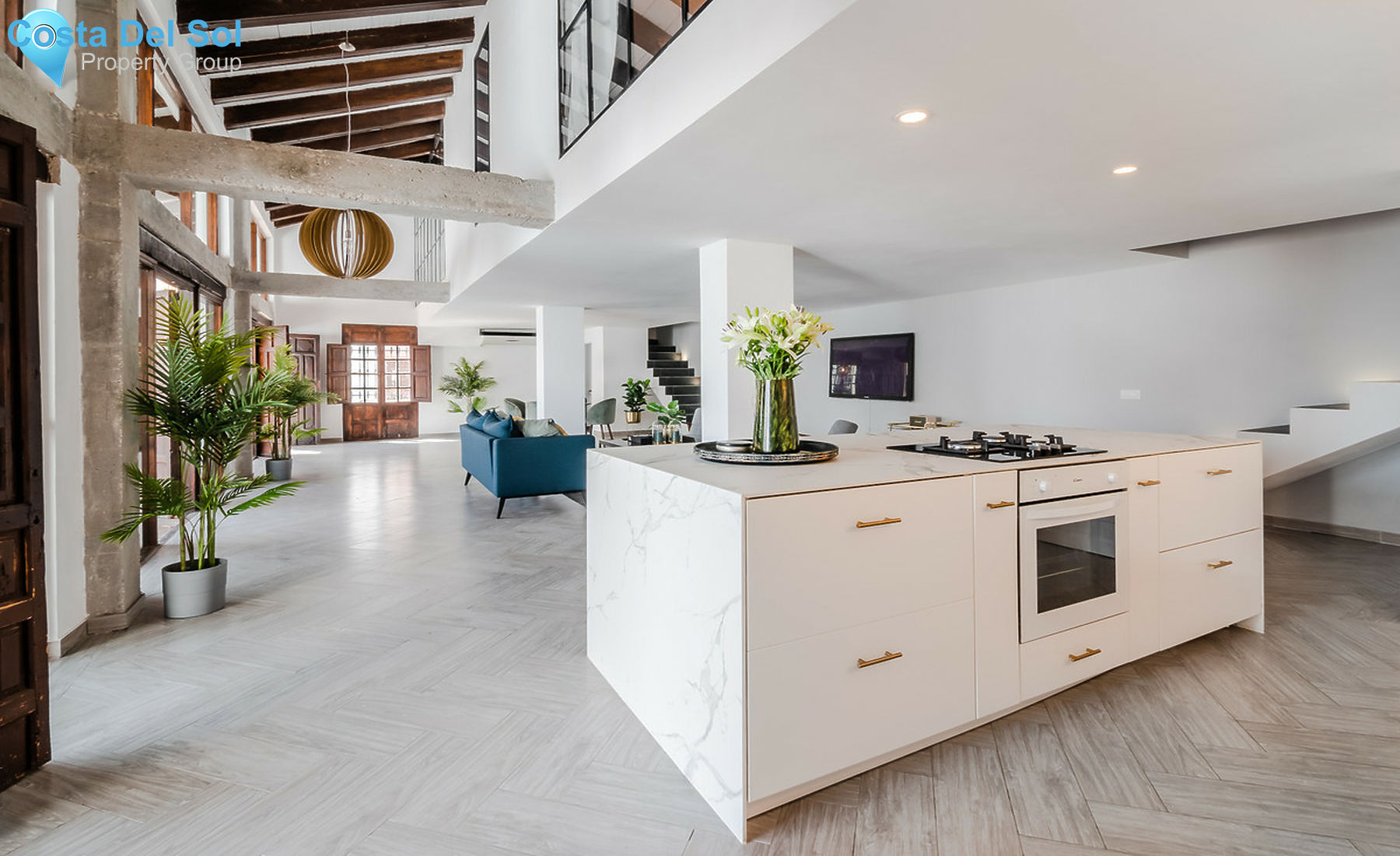 Top Floor Apartment in Benahavís-1333827