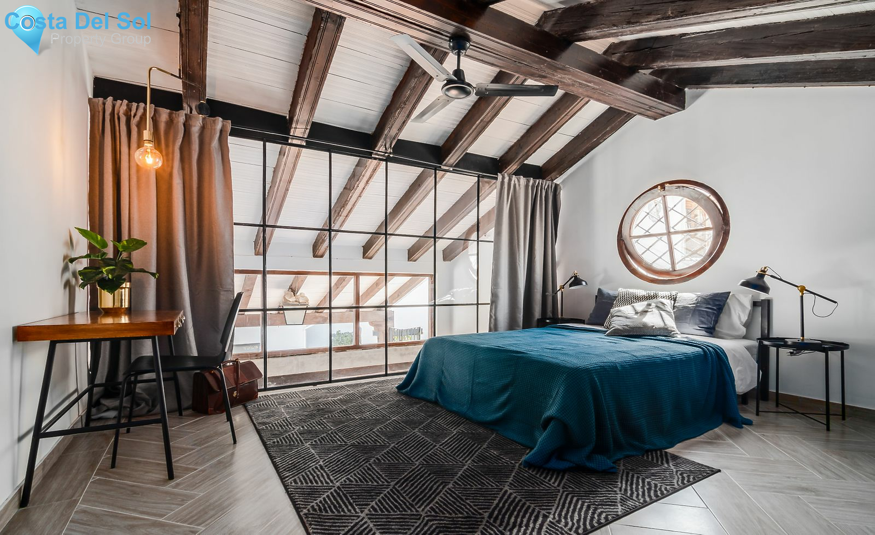 Top Floor Apartment in Benahavís-1210486