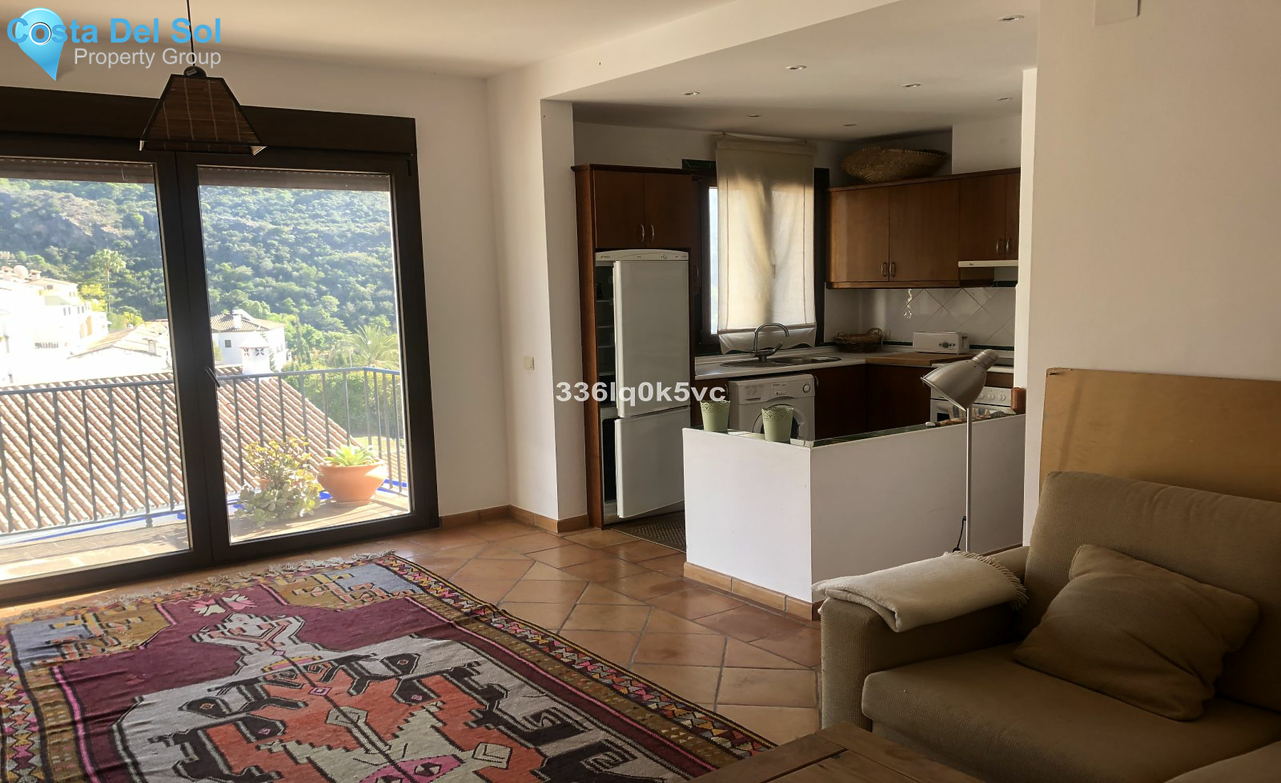 Top Floor Apartment in Benahavís-1396219
