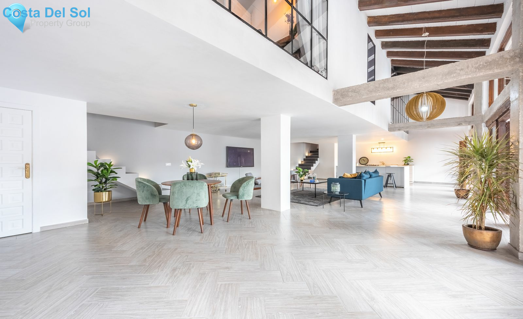 Top Floor Apartment in Benahavís-1426814