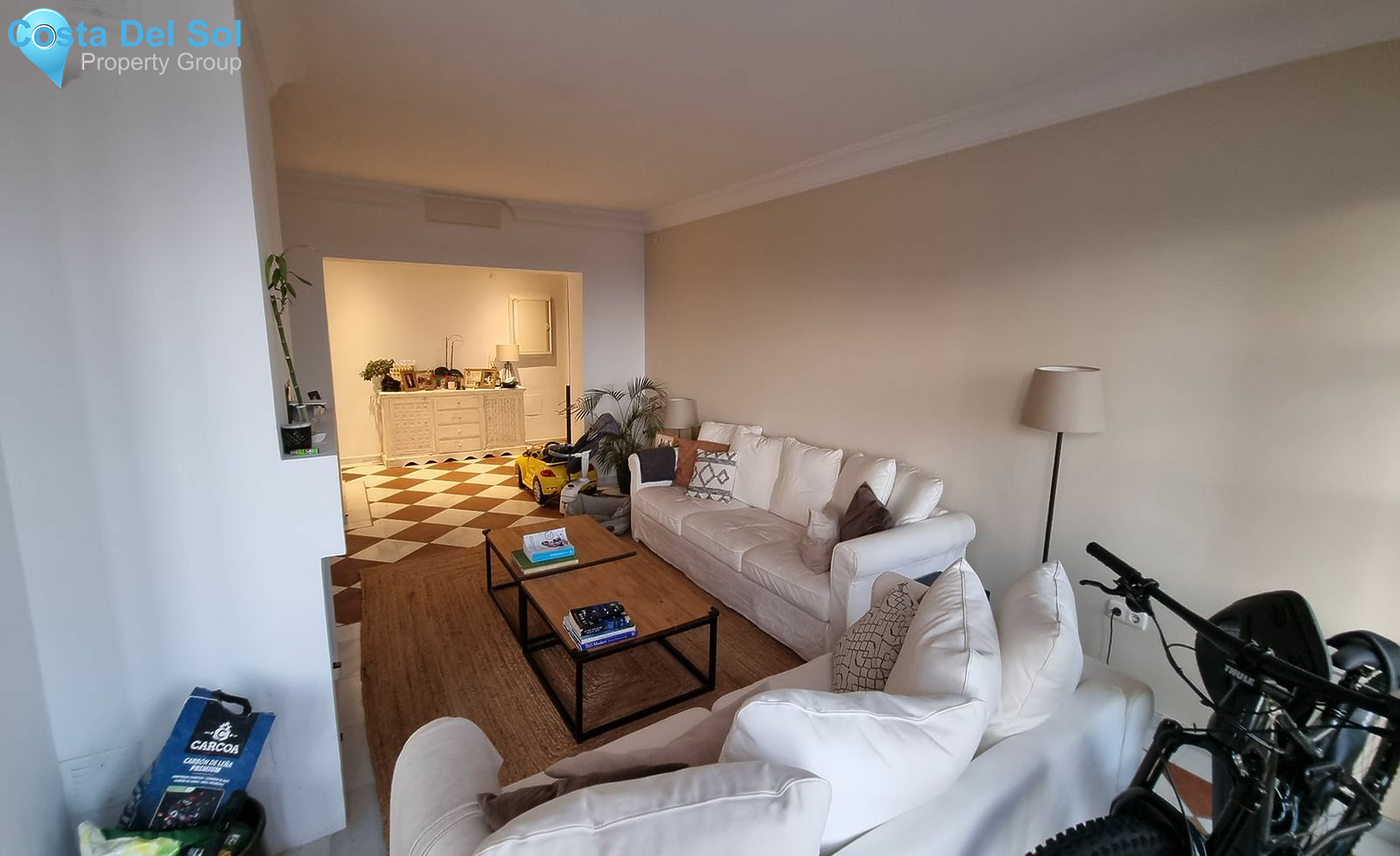 Top Floor Apartment in Benahavís-1475326