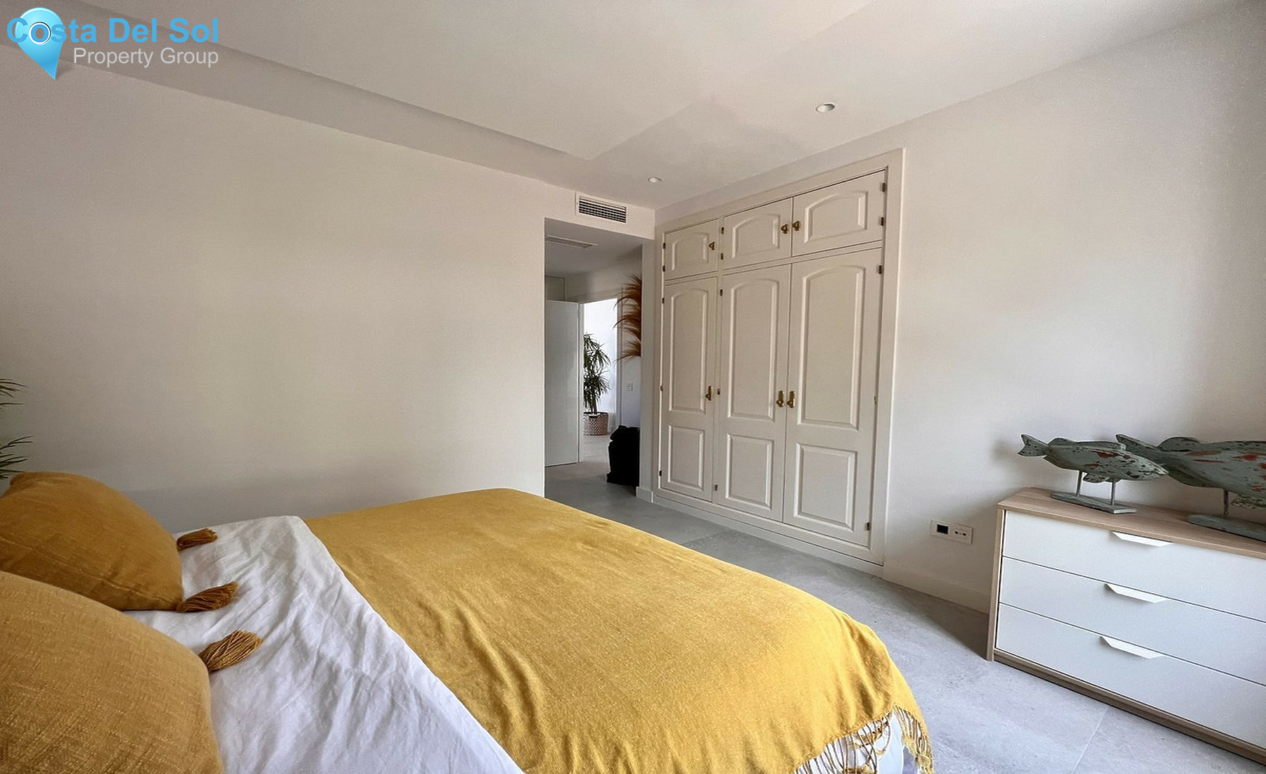 Top Floor Apartment in Benalmadena Costa-1410874
