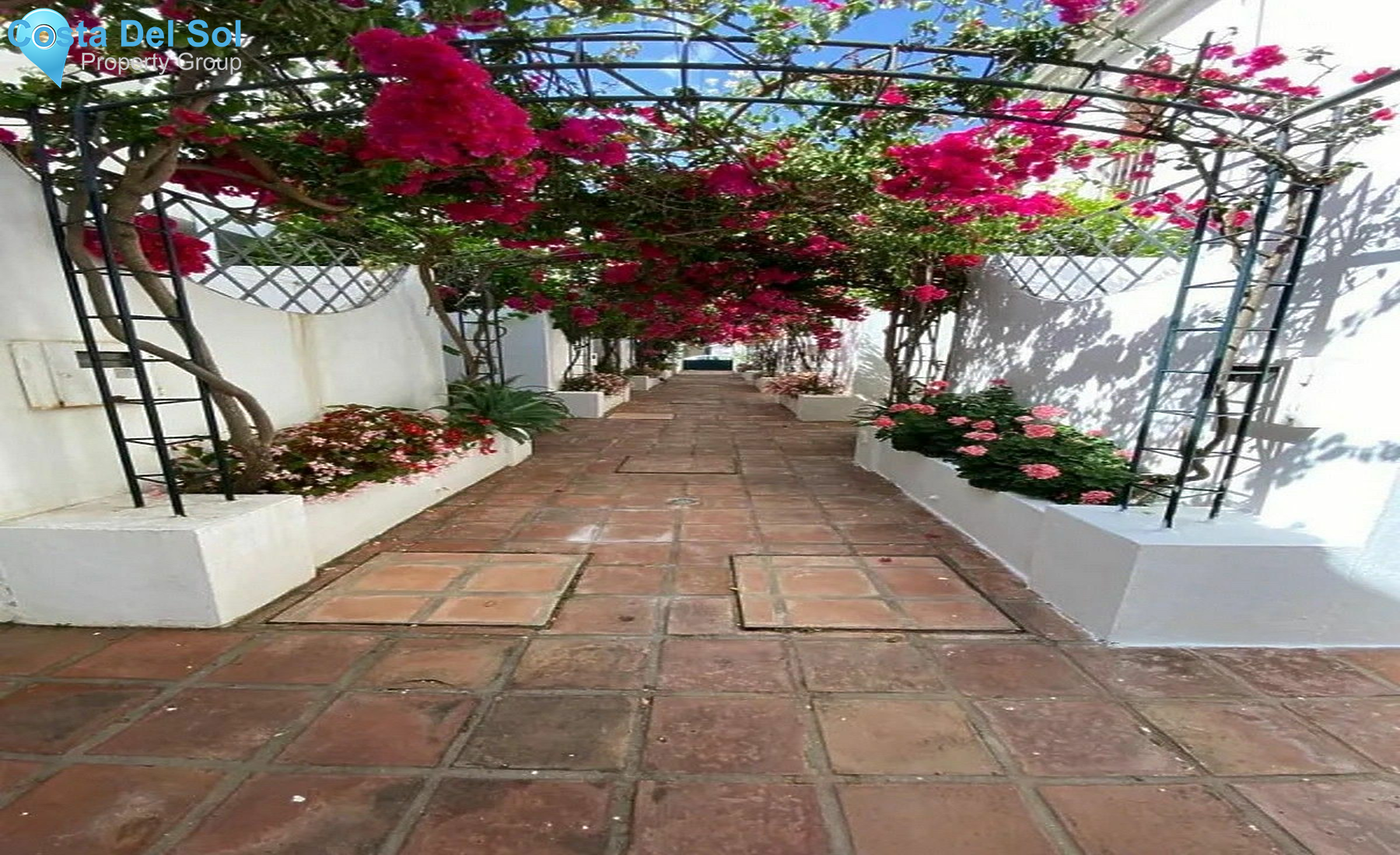 Top Floor Apartment in Benalmadena Costa-1394126