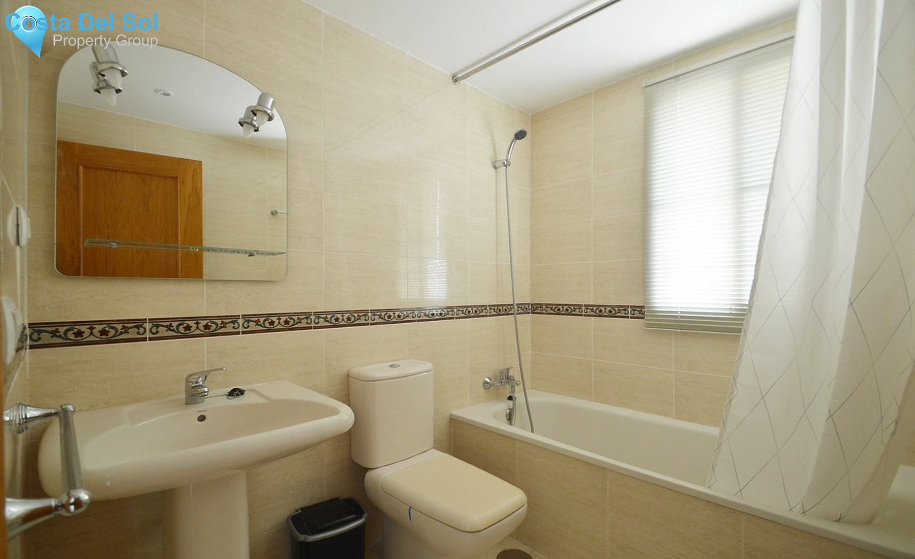 Top Floor Apartment in Benalmadena-1355097
