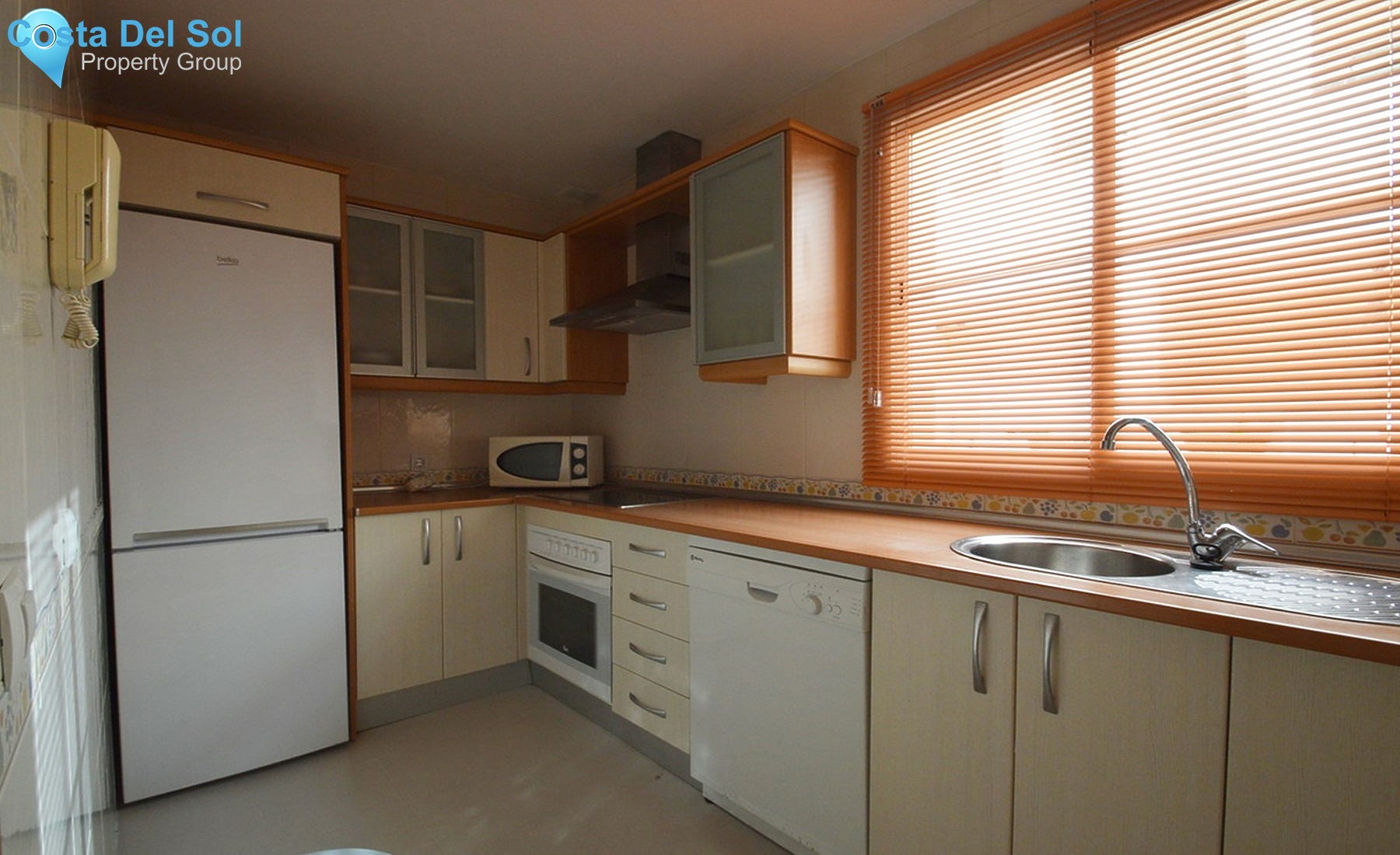 Top Floor Apartment in Benalmadena-1355086
