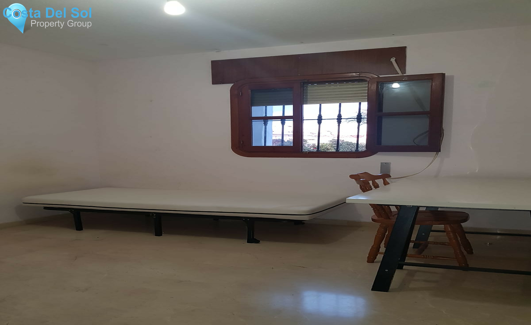 Top Floor Apartment in El Paraiso-1477294