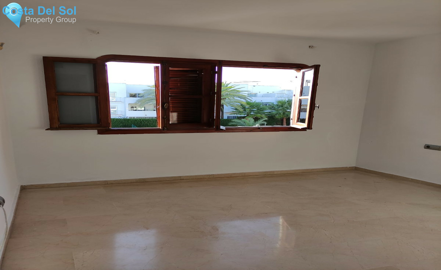 Top Floor Apartment in El Paraiso-1477295