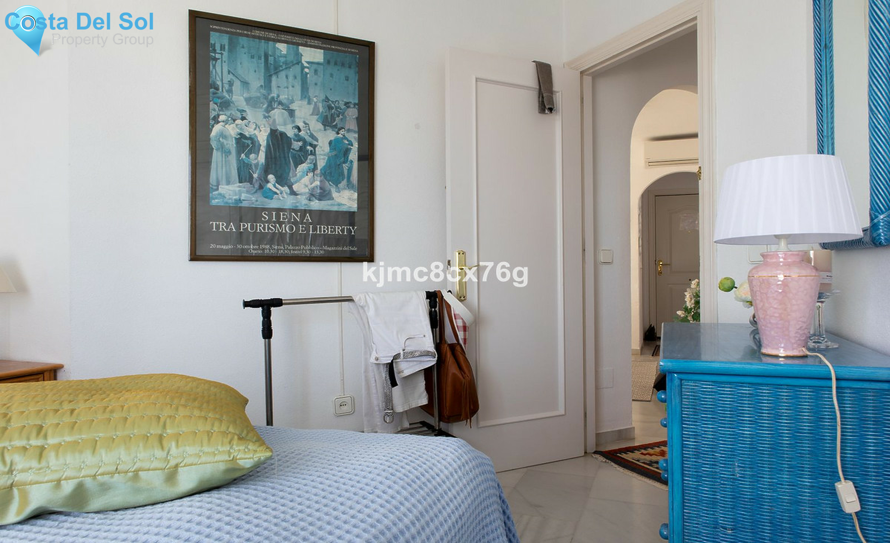 Top Floor Apartment in Calahonda-1270549