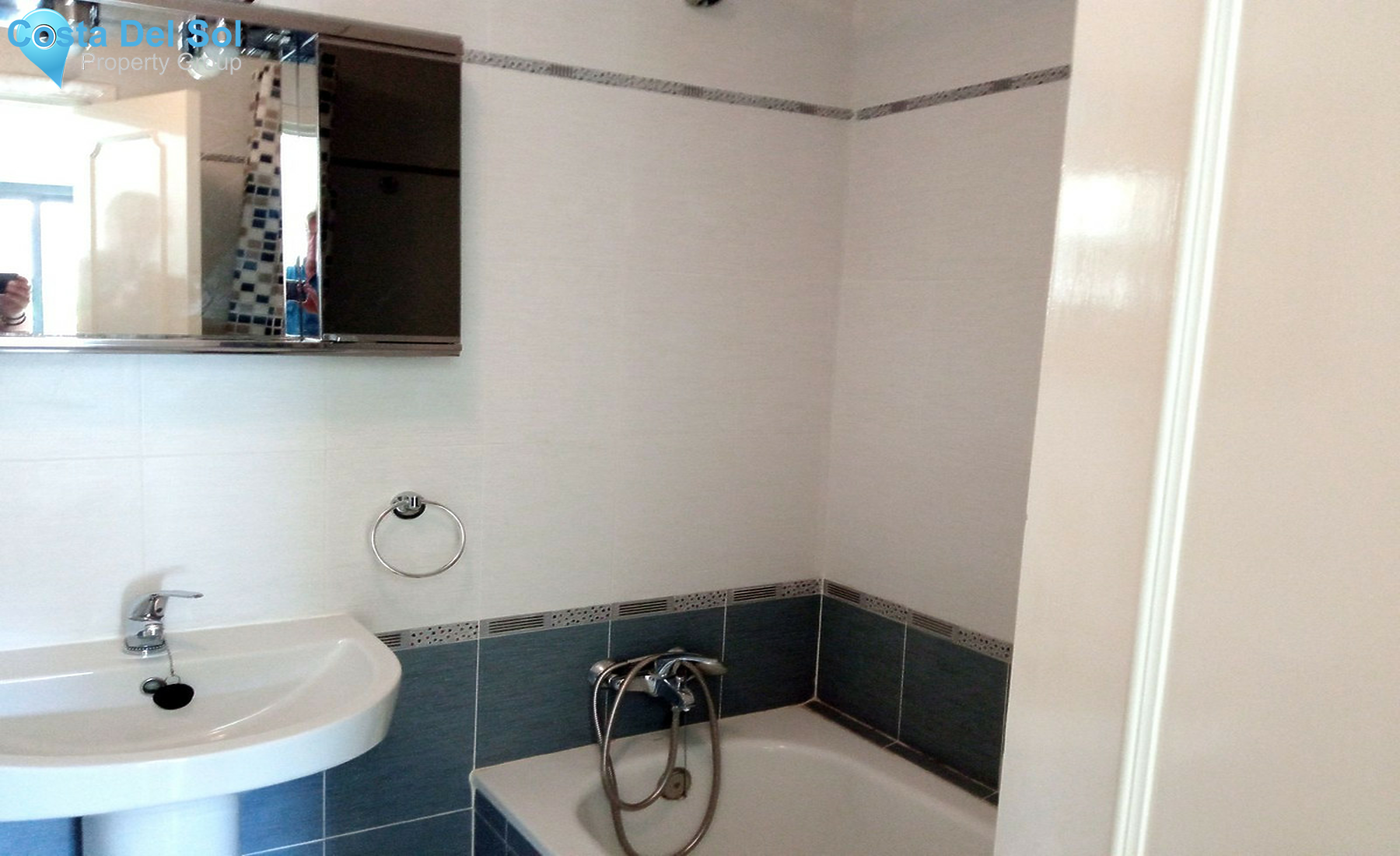 Top Floor Apartment in Calahonda-1271951