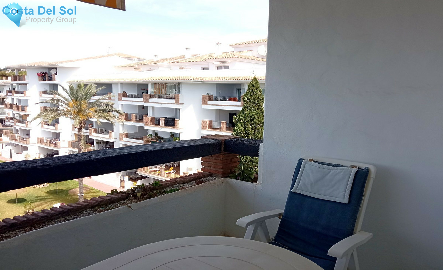 Top Floor Apartment in Calahonda-1271955