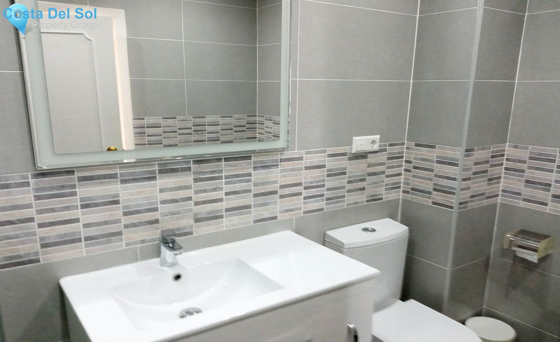 Top Floor Apartment in Calahonda-1271946