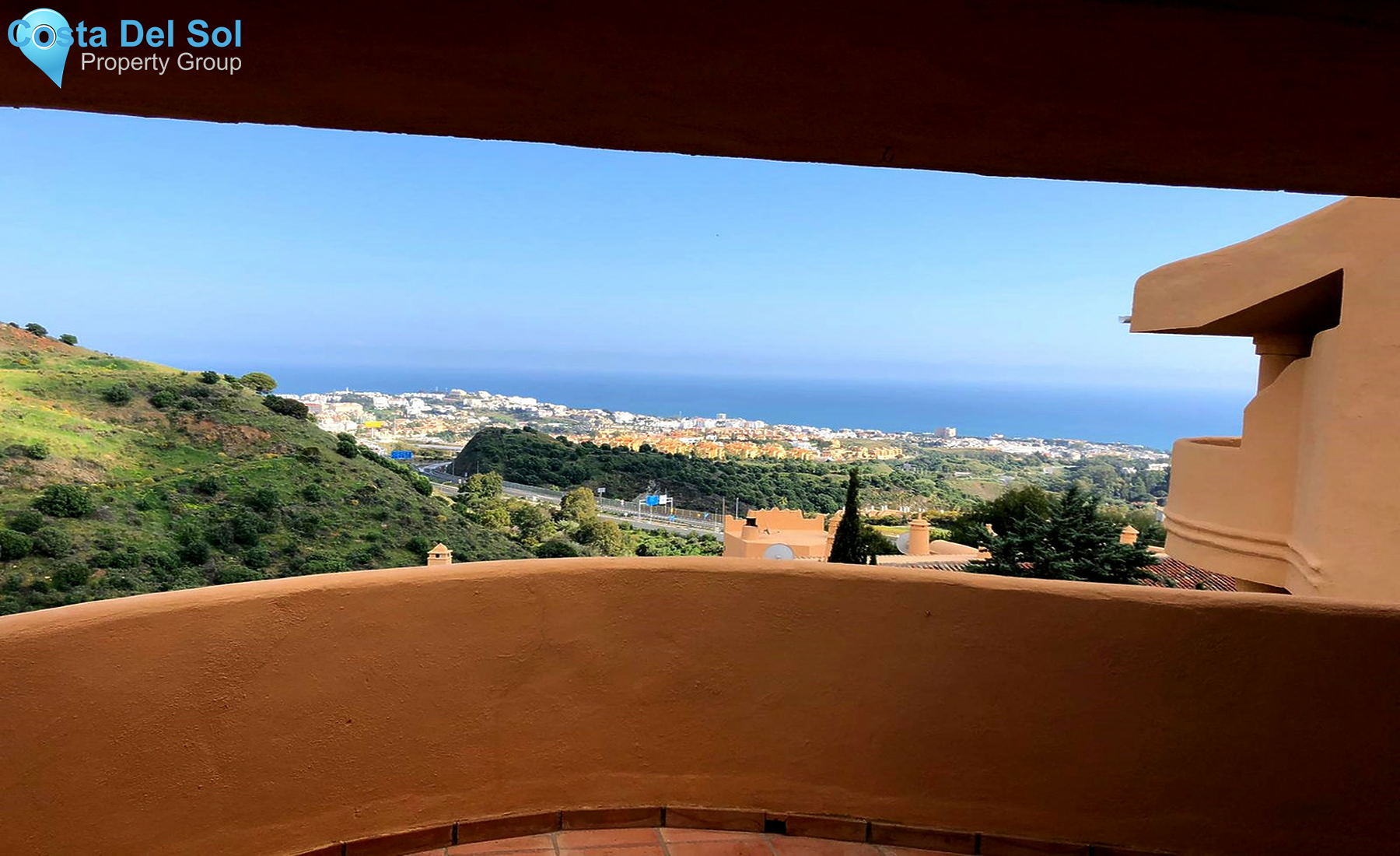 Top Floor Apartment in Calahonda