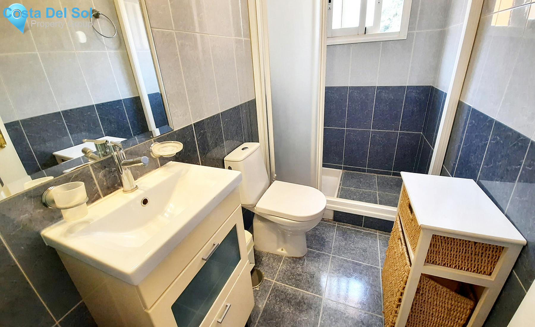 Top Floor Apartment in Calahonda-1352607