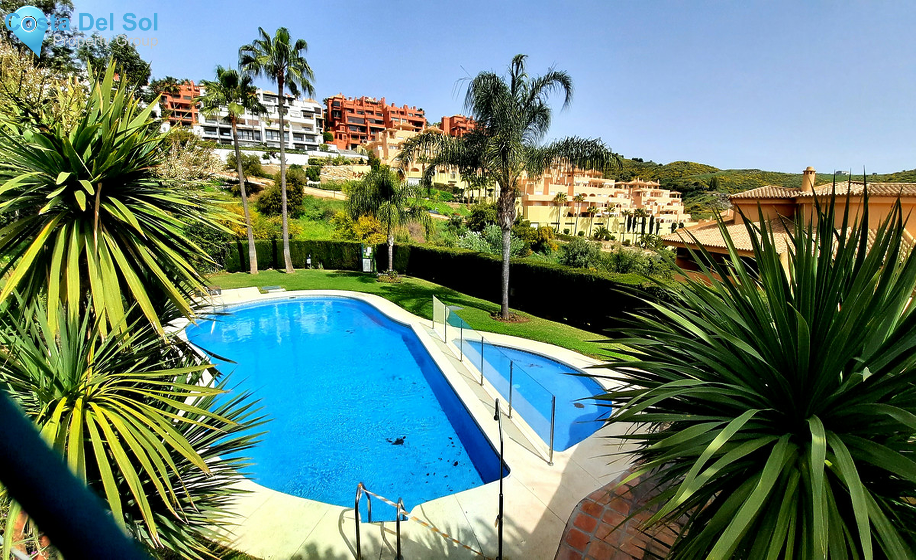 Top Floor Apartment in Calahonda-1352600