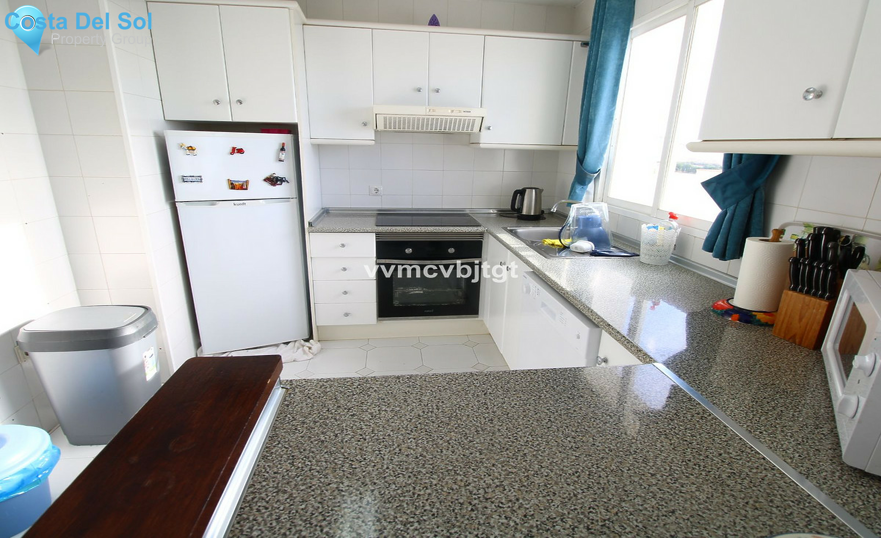 Top Floor Apartment in Calahonda-1416716