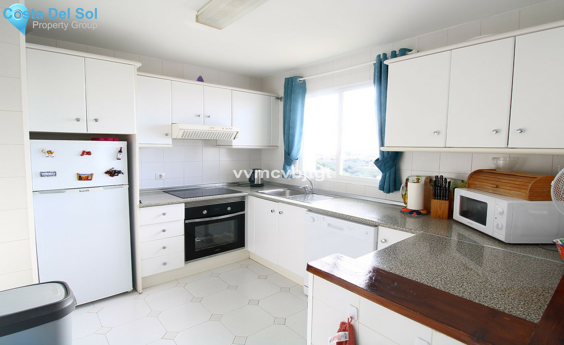 Top Floor Apartment in Calahonda-1416717