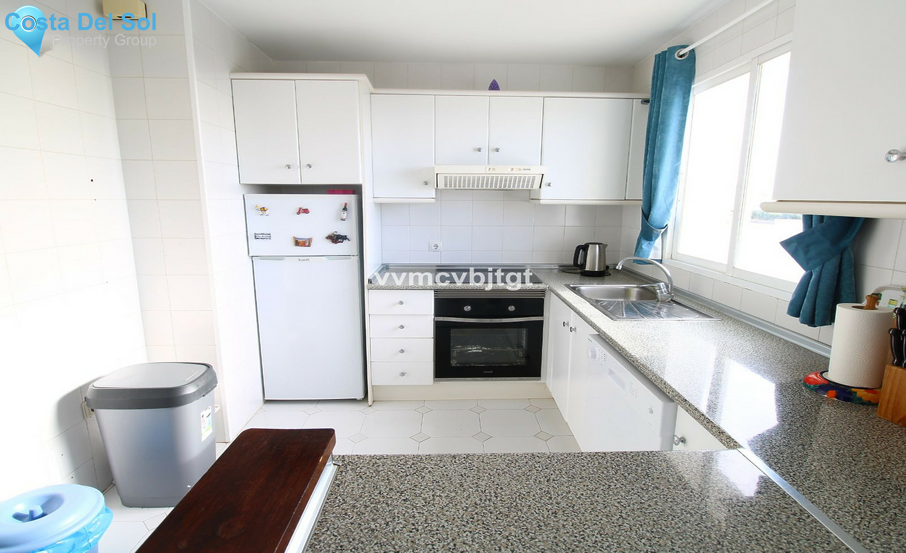 Top Floor Apartment in Calahonda-1416718