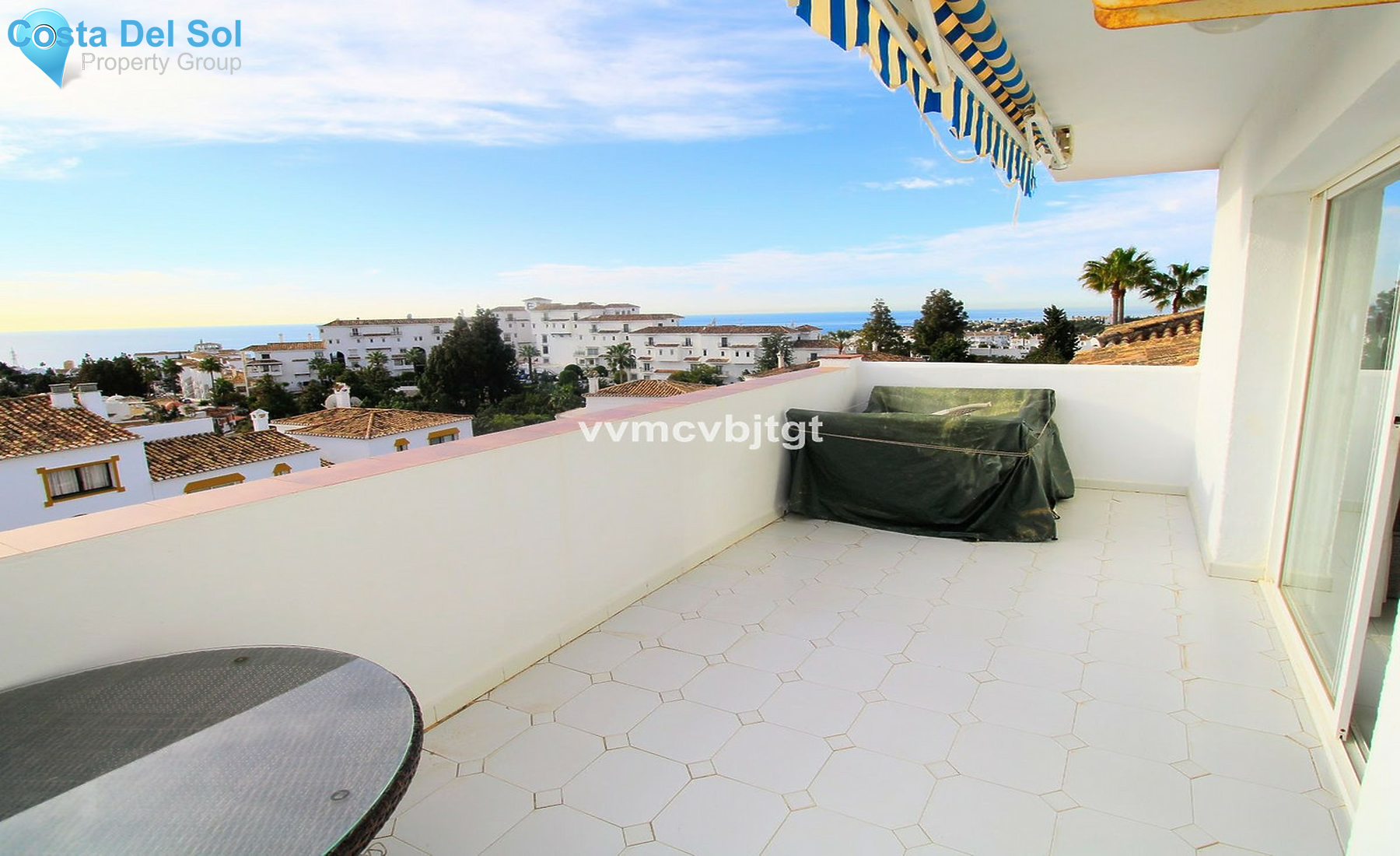 Top Floor Apartment in Calahonda-1416708