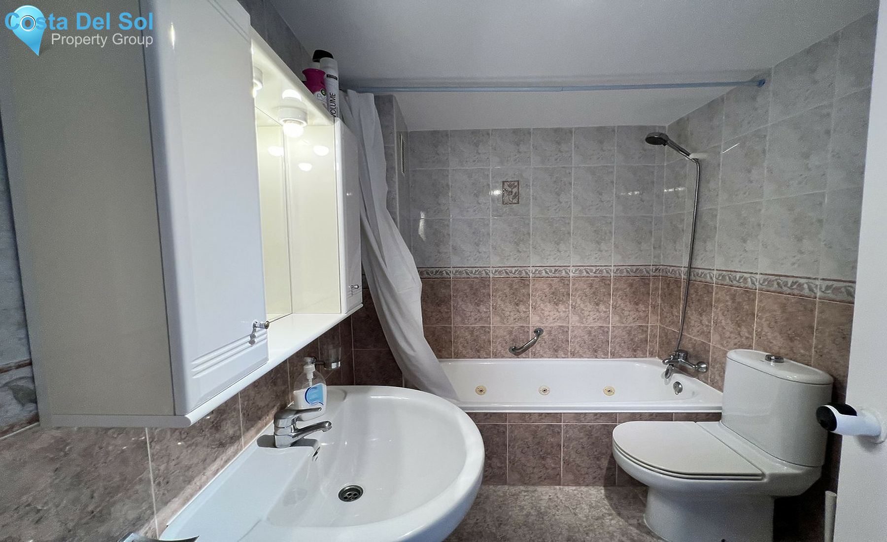 Top Floor Apartment in Calahonda-1416866