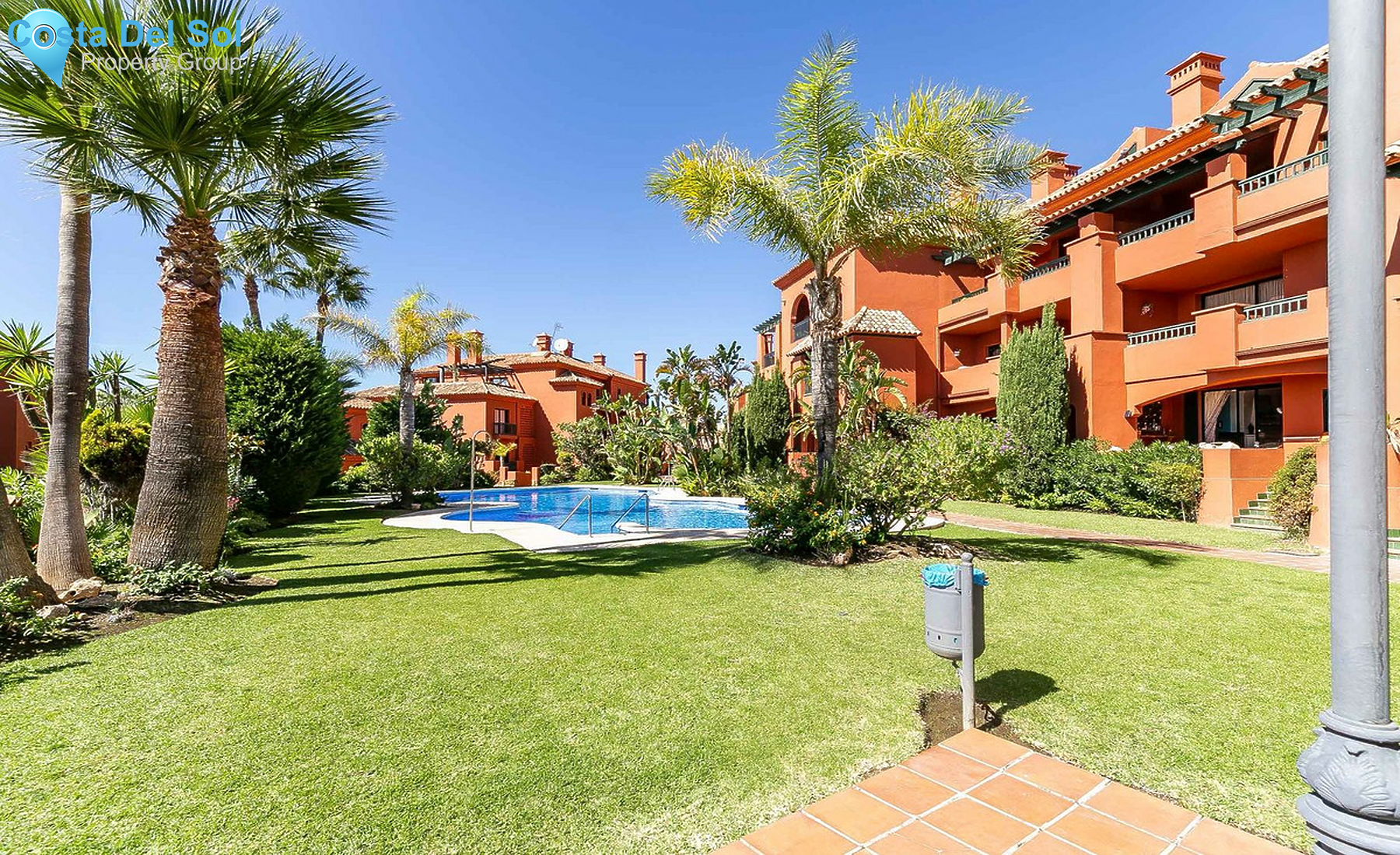 Top Floor Apartment in Calahonda-1539423