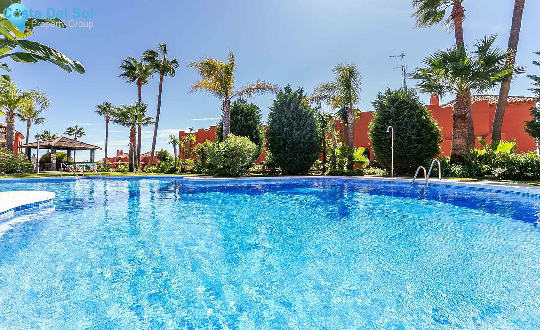 Top Floor Apartment in Calahonda-1539425