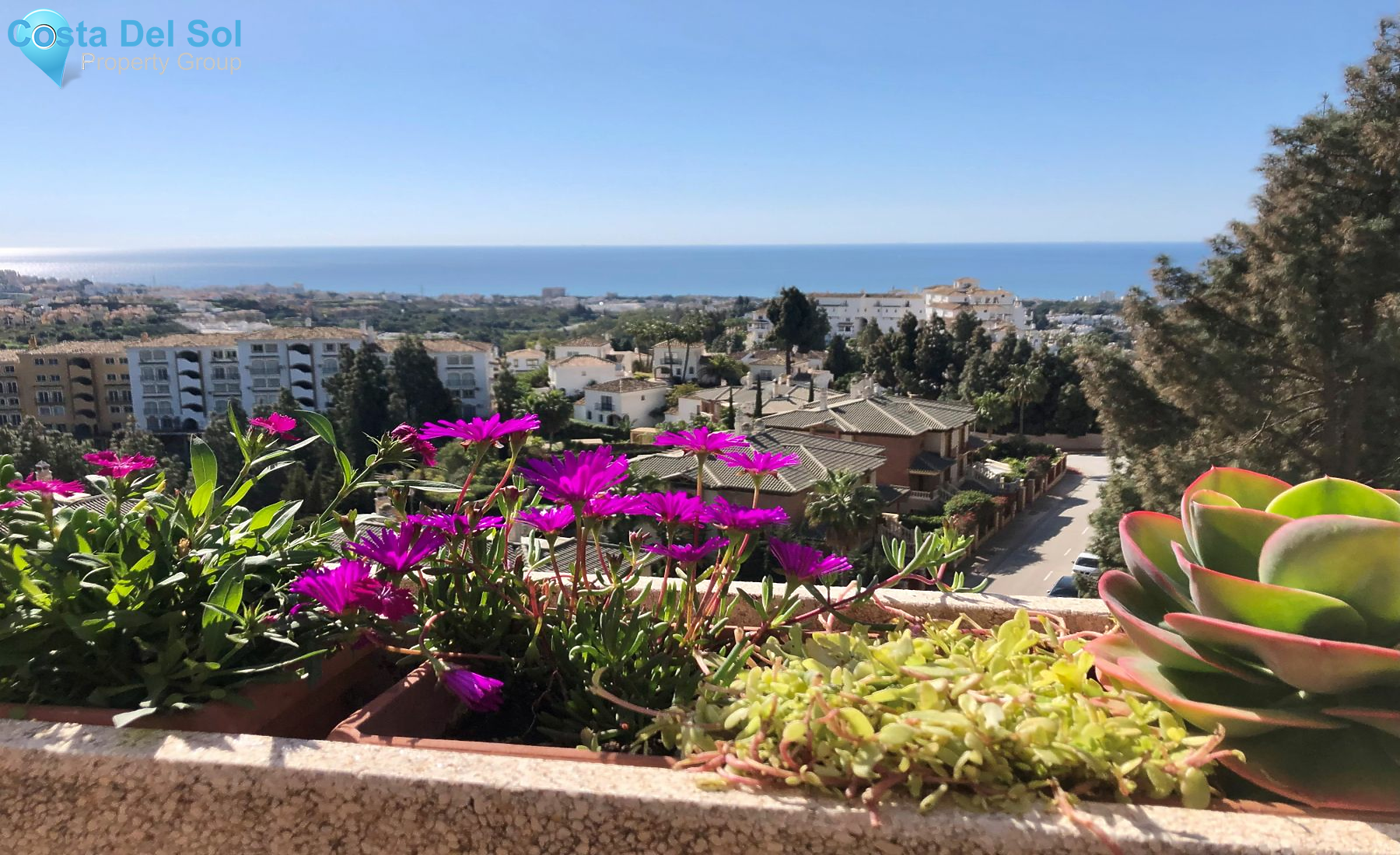 Top Floor Apartment in Calahonda-1181873