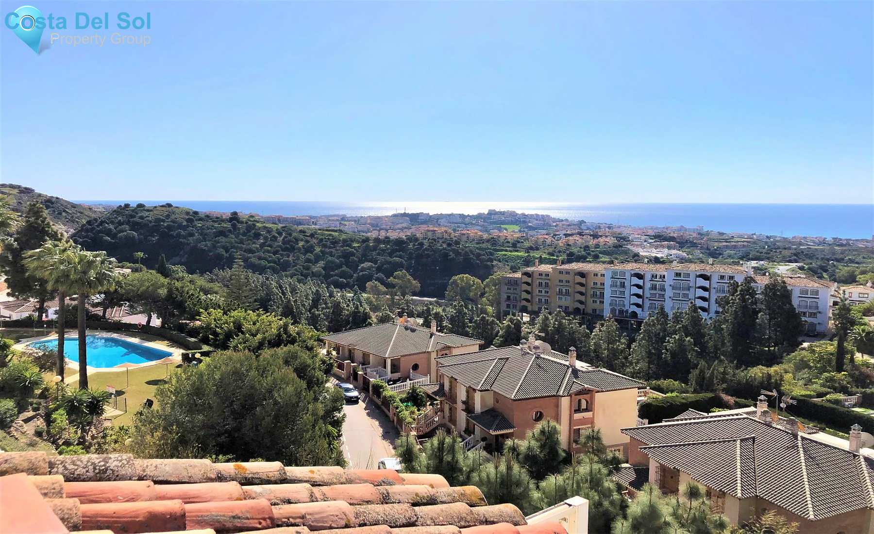 Top Floor Apartment in Calahonda-1181874