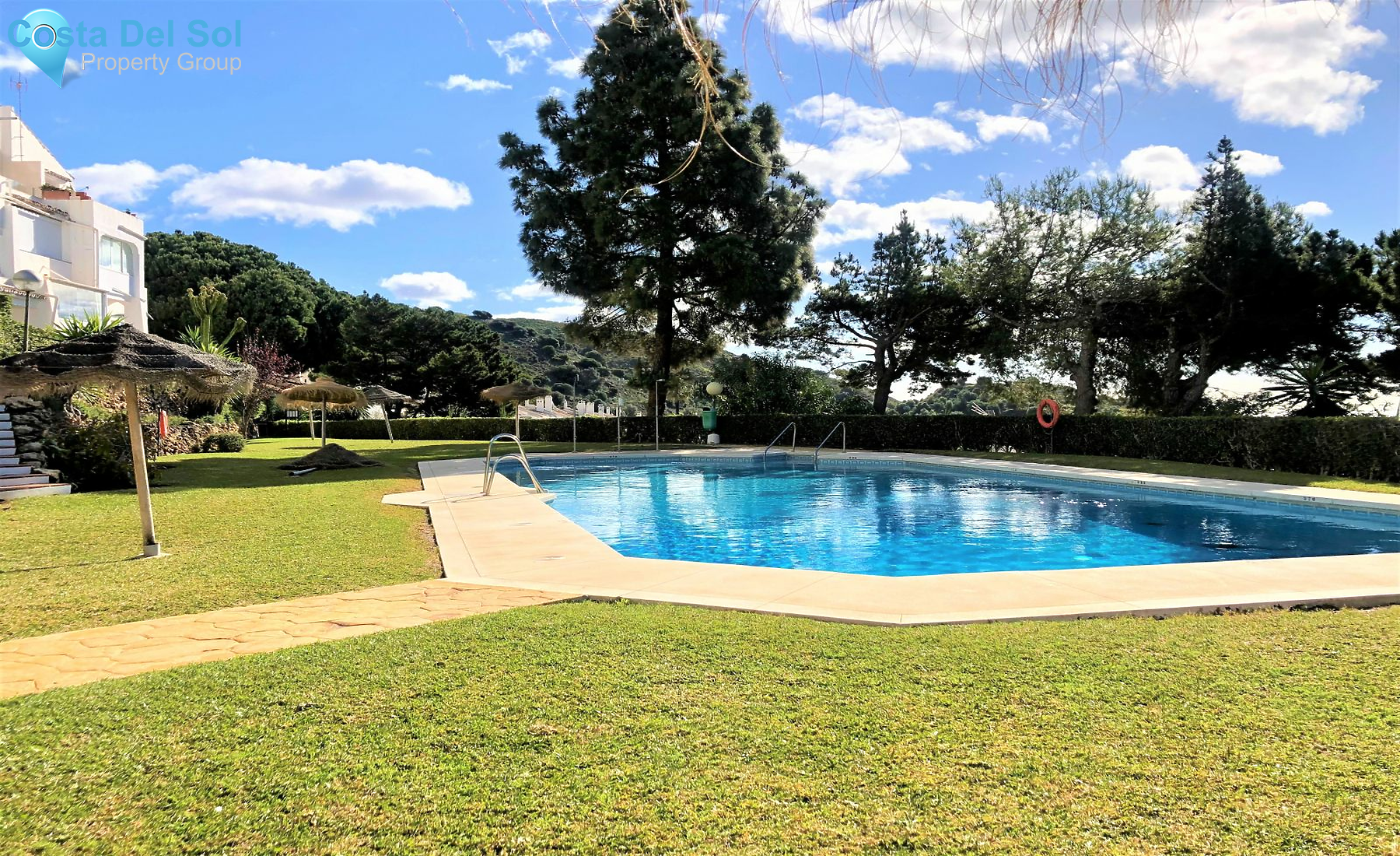 Top Floor Apartment in Calahonda-1181876